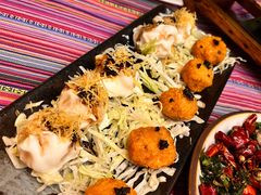 -香巴拉云南餐厅(华莱坞店)