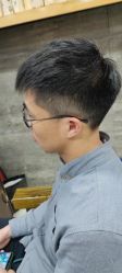-阿兵荣辉美容理发有限公司