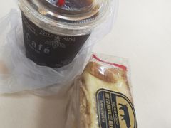 -全家便利店(愚园店)