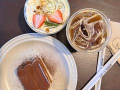 -You’ll see coffee 咖啡