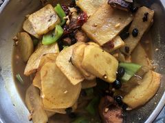 -天天向上素食餐厅(五台山店)