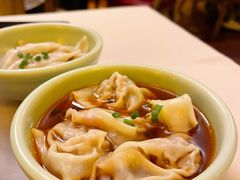 红油抄手-龙门阵茶屋川菜馆(武康路店)