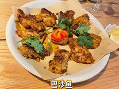 -大头虾越式风味餐厅(光明广场店)