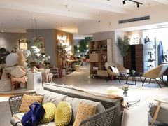 大堂-新华里咖啡书吧(新华书店小寨店)