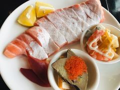 -荣誉国际酒店-云顶旋转餐厅