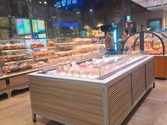 -巴黎贝甜(大宁国际商业广场店)