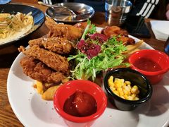 炸鸡拼盘-机器人火炉披萨(爱琴海店)