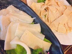 -菌自在·云南野生菌火锅(长安万达店)