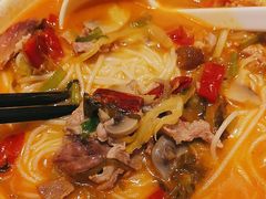 -粉小主·贵州酸汤牛肉粉(南京仙林金鹰店)