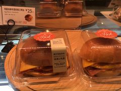 鸡肉培根贝果三明治-巴黎贝甜(阳光上东店)