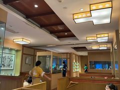 -小山日本料理(兴业太古汇店)