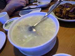 蛤蜊疙瘩汤-吕氏疙瘩汤·新派鲁菜(东城万达广场店)