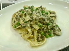 -WOLFGANG PUCK KITCHEN & BAR(迪士尼小镇店)