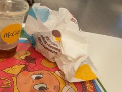 -麦当劳(上海虹桥站30B检票口楼上)