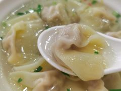 -珊珊小笼馆(仙霞路店)