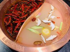 -山城鼎重庆老火锅(西安钟楼店)