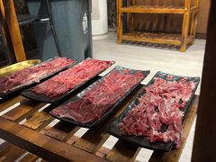 -刘少华贵州小黄牛·鲜牛肉火锅(总店)