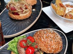 -Let'sBURGERplus·非常创意汉堡(三里屯店)