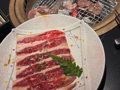 -山川小町·极番烧肉(新地假日广场店)