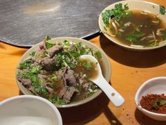 -大众跷脚牛肉馆·非遗传承单位(峨眉山店)