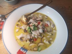 -蜜桃餐厅·伴山(湖滨商业街店)