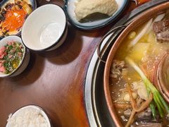 -岳记兴隆·青城腊排铜火锅(融创店)