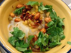 刮凉粉-东排食堂长沙小吃大排档(五一广场店)