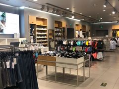 -H&M(华润万象城店)