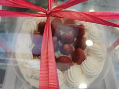 鲜奶生日蛋糕-红宝石·鲜奶小方·海派西点房(南丹店)