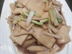 -鱼王府大酒店