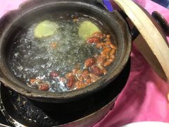 滋补汤底-花苑美食横琴生蚝火锅(拱北粤华路店)
