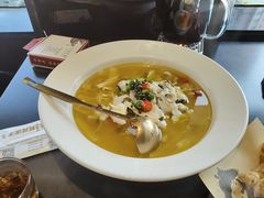 -川流不息·地道川菜·小龙虾(松东路店)