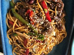 -悦享绿山墙西餐厅