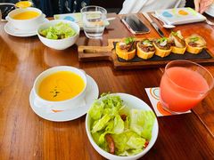 芝麻叶色拉-上海柏悦酒店·世纪100牛排馆