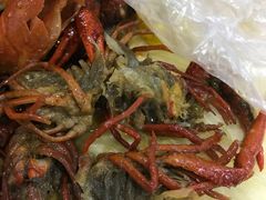 -虾弄弄海派小龙虾·牛羊蝎子火锅