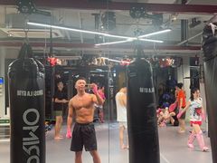 -花环泰拳·勒德斯拉泰拳馆(静安店)