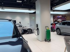 -蔚来空间(北京颐堤港店)