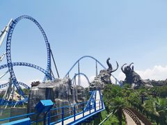 -七彩云南欢乐世界