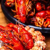 音乐酒馆✖️小龙虾🦞抓住夏天尾巴吃👉红盔甲