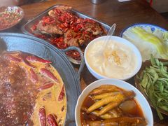 -萍姐火锅·公路夜市(武汉首店)