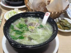 -闫家驴肉老店(华电一校店)