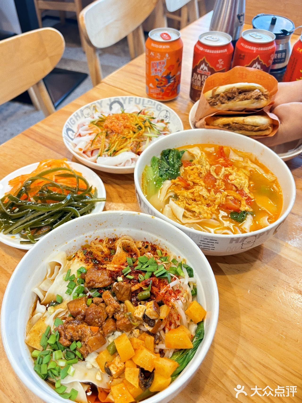 面食天堂，胡一刀带你领略正宗陕西风味小吃！
