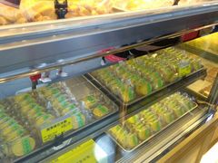 -鲍师傅糕点(江苏路店)