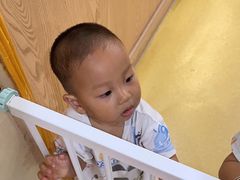 -哲学苑亲子园·早教婴儿托育·婴儿游泳(颐龙湾店)