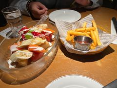 -绿茵小镇中西餐厅(五岭店)