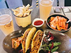 -牛啤堂精酿啤酒餐吧(五棵松华熙店)