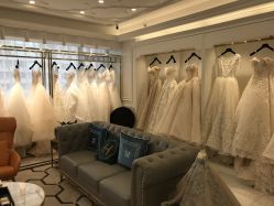 点击看大图 -拉瑞娜LaReine婚纱礼服高级定制