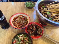 -拐枣巷小串串(财大店)
