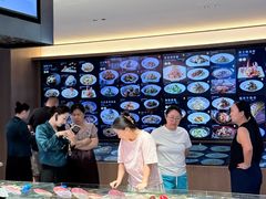 -连鹭海鲜·海肠捞饭·海胆饭(星海店)