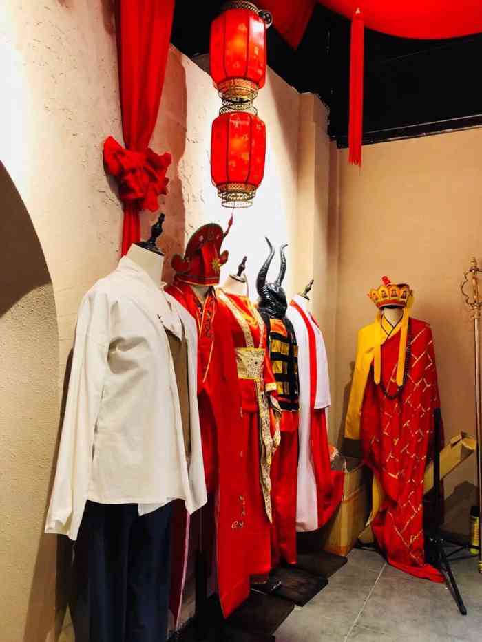 大话西游·盘丝洞主题餐厅"上次出差看到大众点评有这么一个特色的店